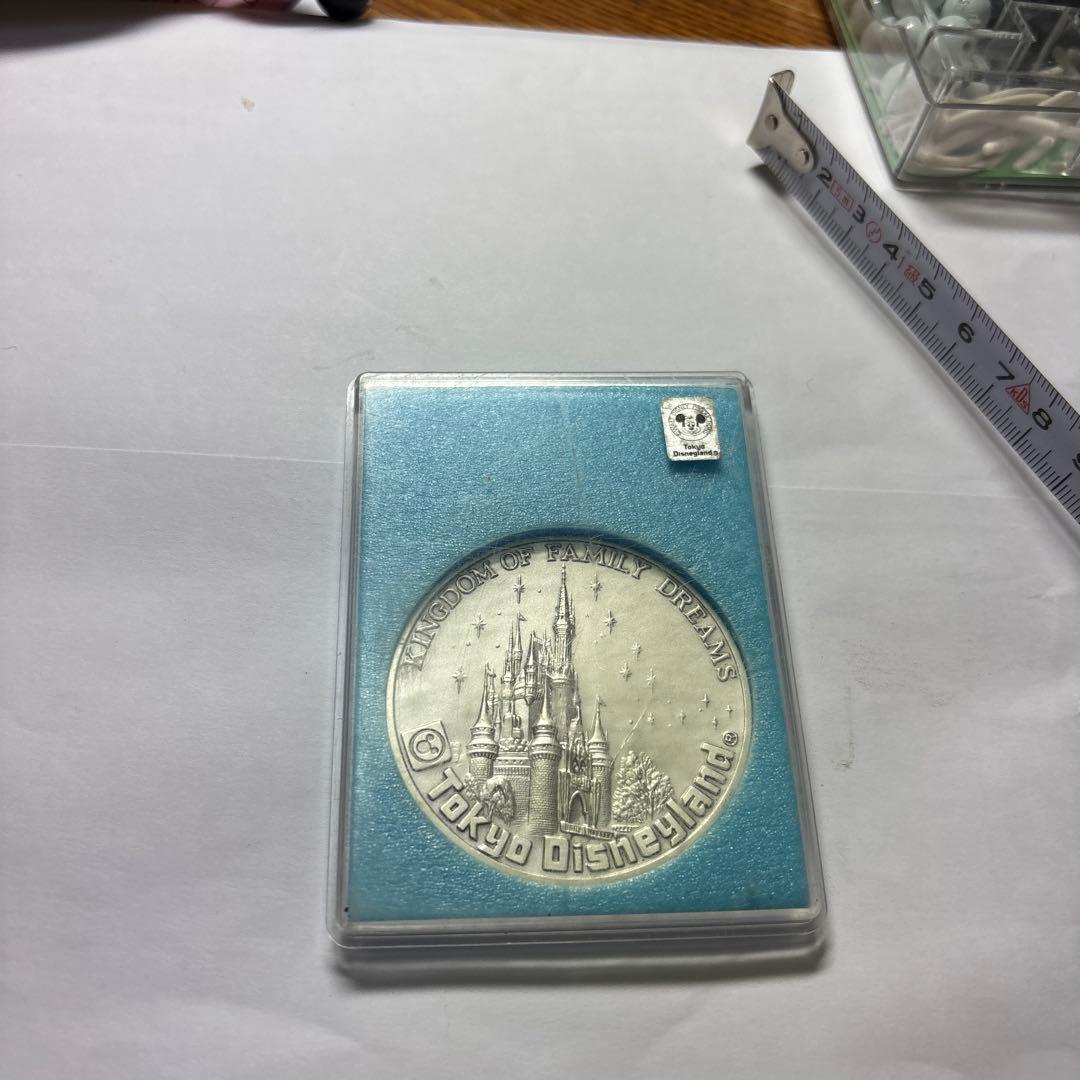 東京ディズニーランド グランドオープニング　記念　メダル　オープン　非売品
