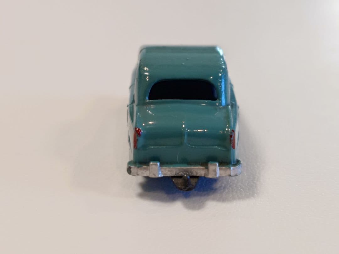 MATCHBOX No.36 AUSTIN A50 ※メタルホイル