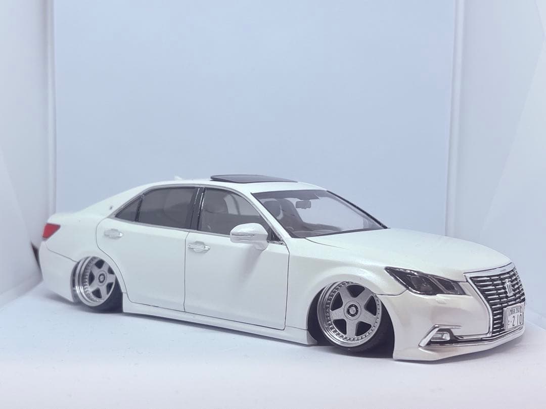 カーズ 21クラウン ロイヤルサルーン後期