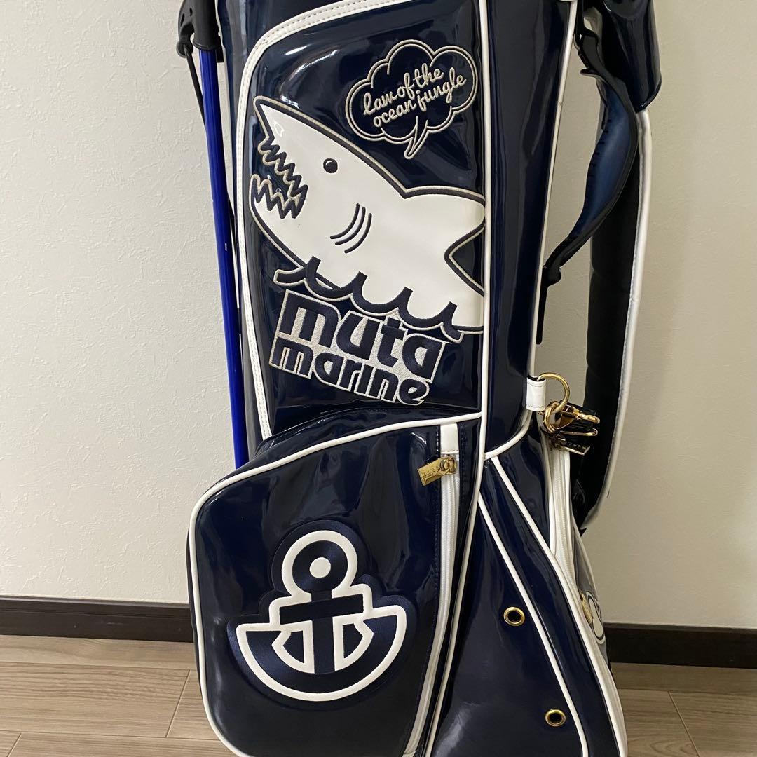 ムータマリンゴルフ　キャディバック　紺色　サメ