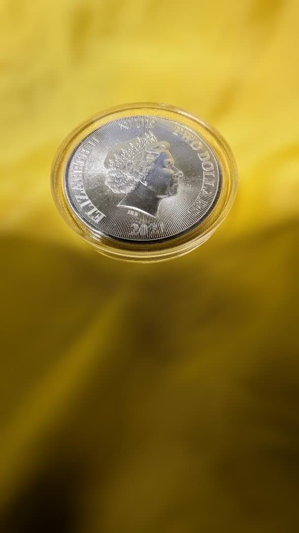 春*番様 2021年 ニウエ「とどろく・ユダのライオン」純銀 1オンス 銀貨