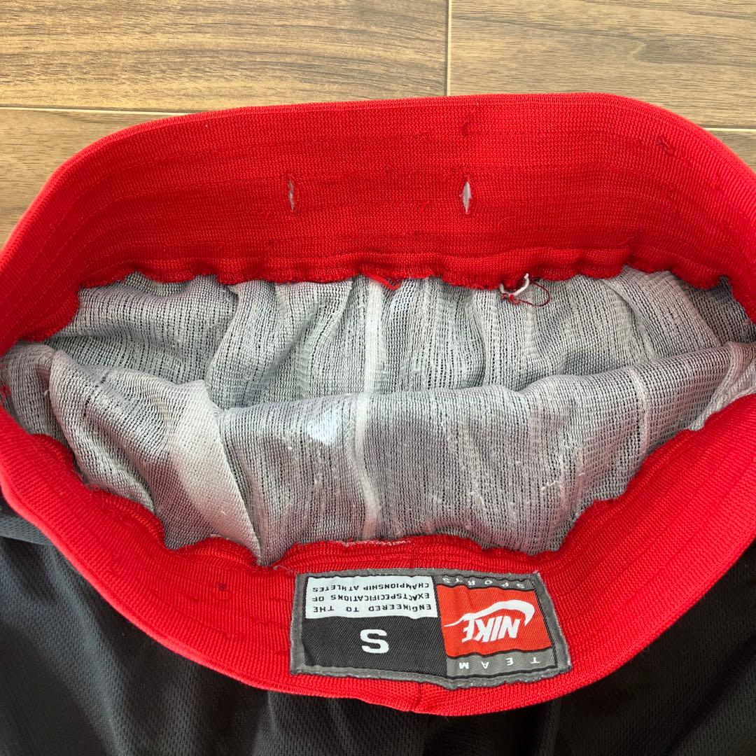 Nike シカゴ・ブルズ バスケットボールパンツ S 黒/赤