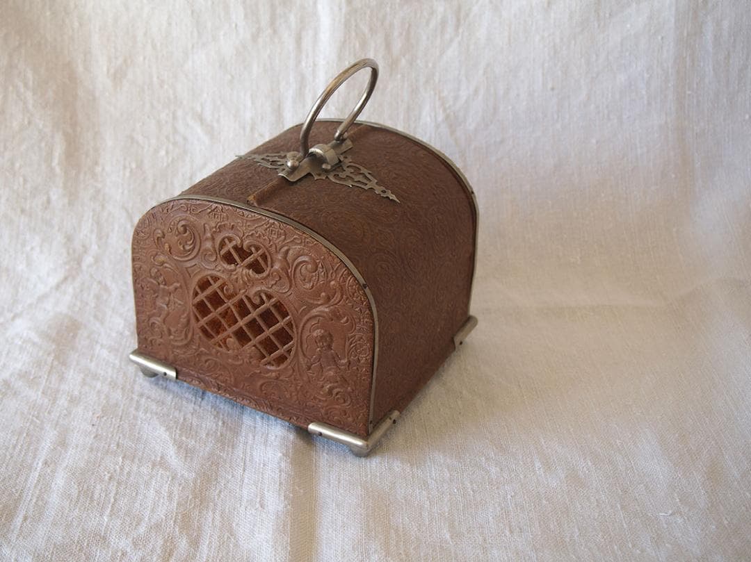 天使のエンボス模様 ロココ調デザイン 蓋付き宝石箱 小物入れ/K387