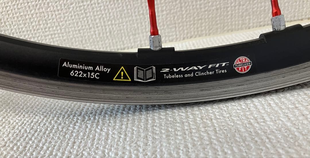 ULCRUM「フルクラム」　RACING　ZERO　2WAYFIT レッド