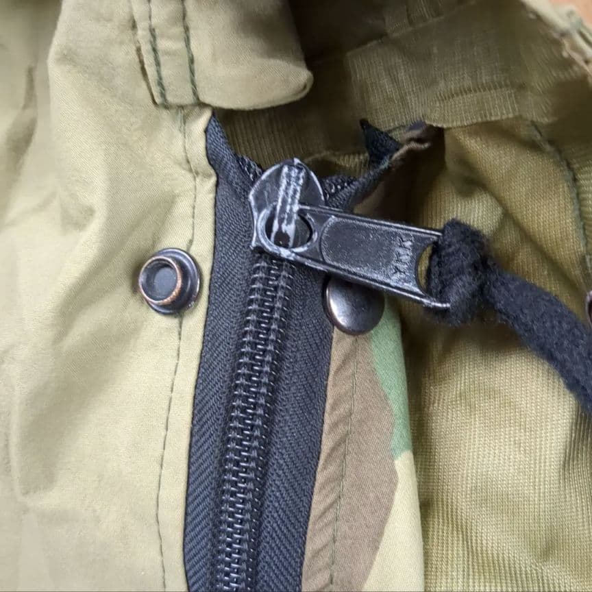 米軍実物　シュラフ　スリーピングバッグ　ゴアテックスカバー　収納袋　4点セット