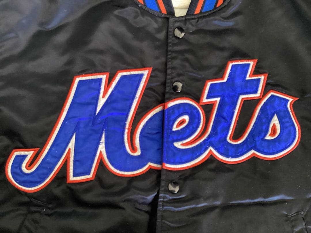 FELCO社製Metsスタジアムジャンパー
