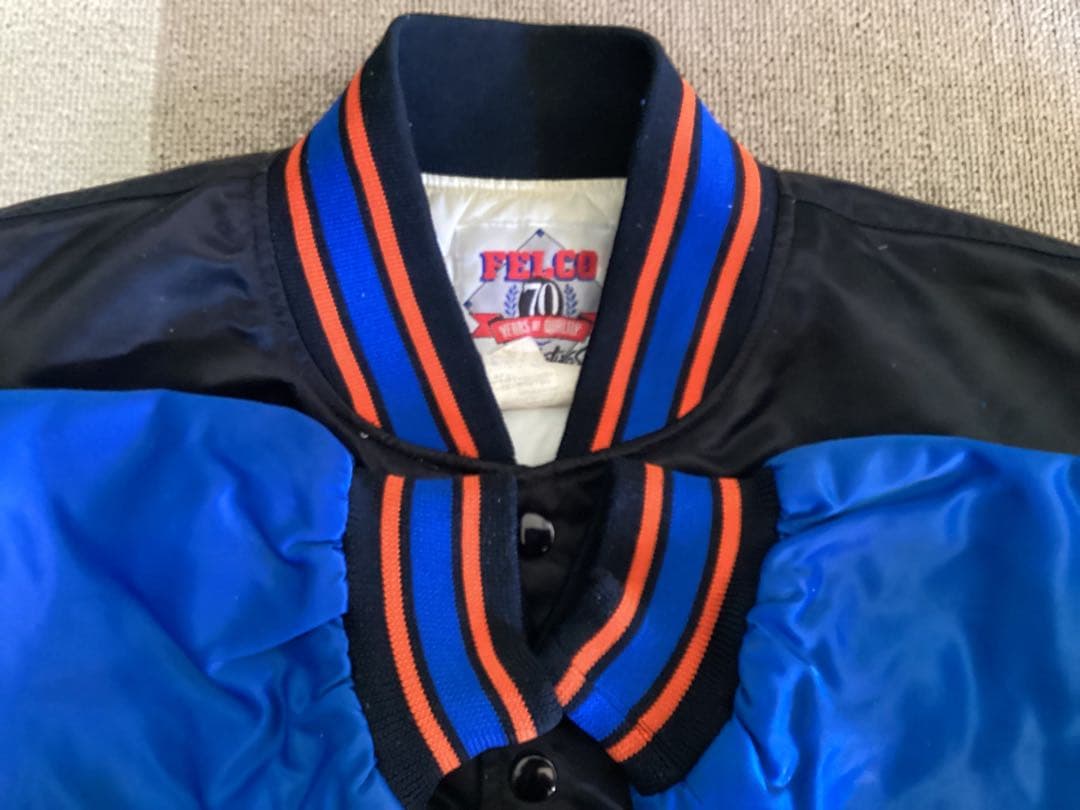 FELCO社製Metsスタジアムジャンパー