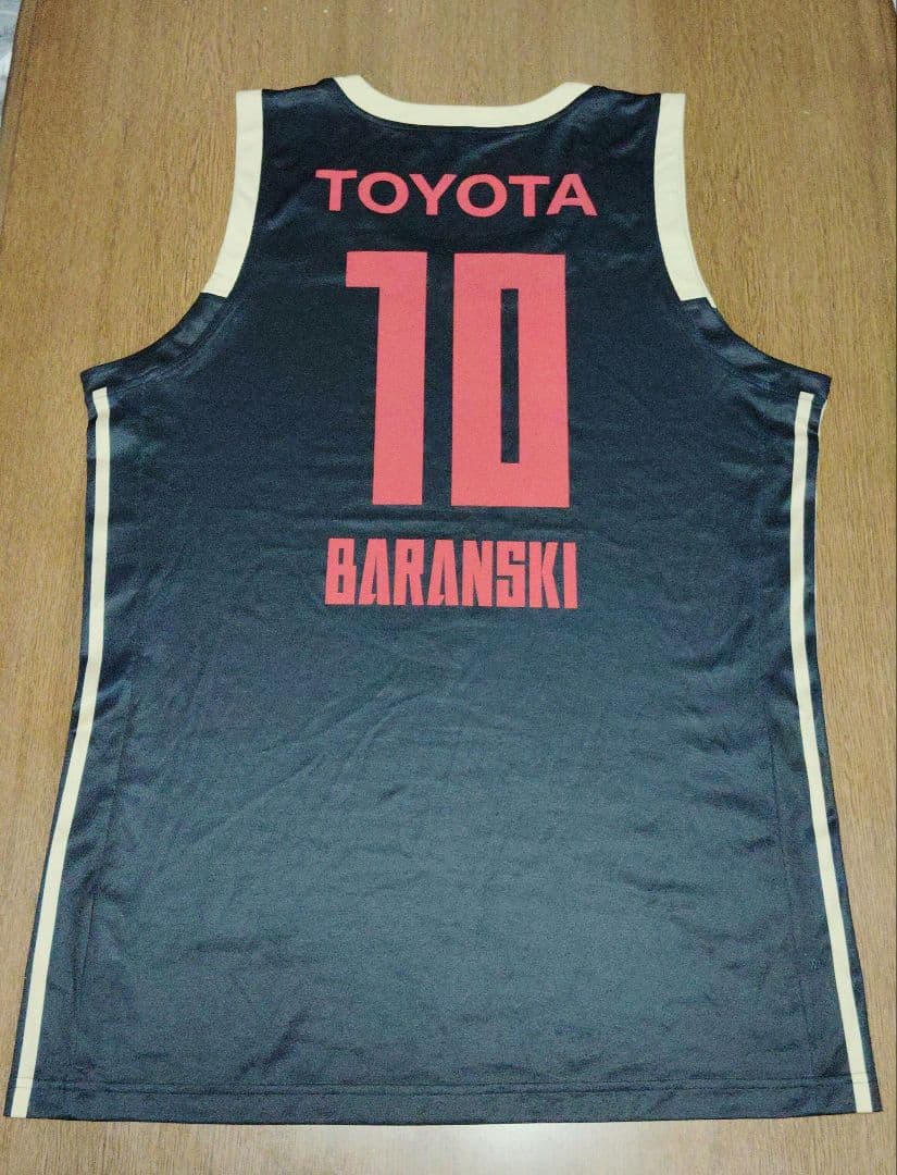 アルバルク東京 10番（ザック・バランスキー選手）　3XO