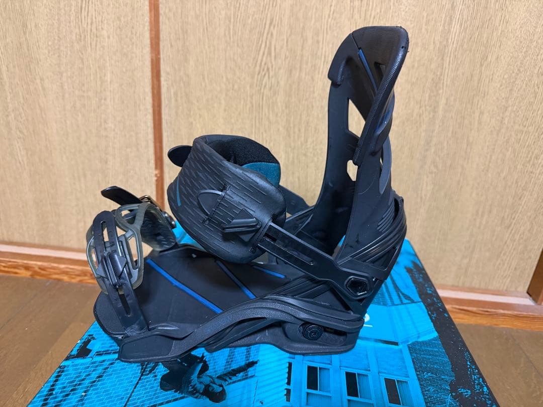 サロモン　ホログラム HOLOGRAM　BLACK　 サイズM