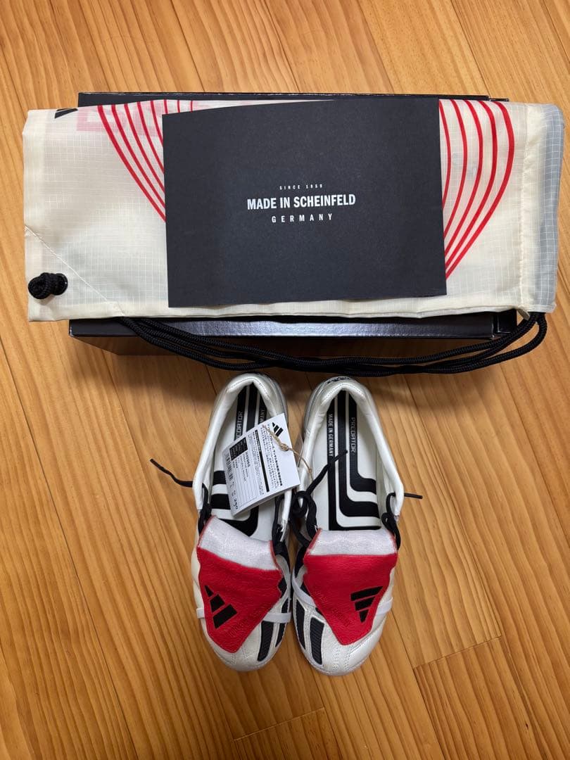 最終値下げ本日21時まで　復刻版プレデターマニア　25cm