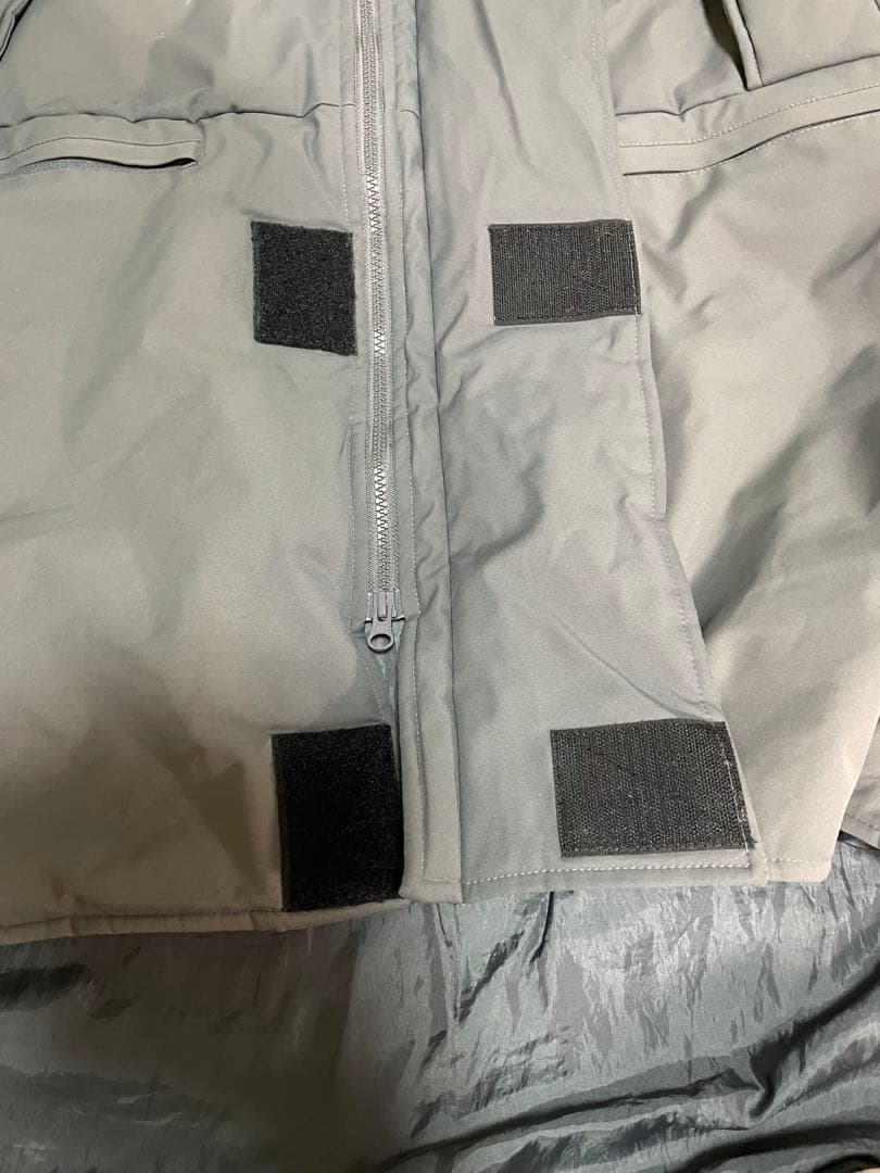 ルースイソンブラ ベンチコート モンスターパーカー