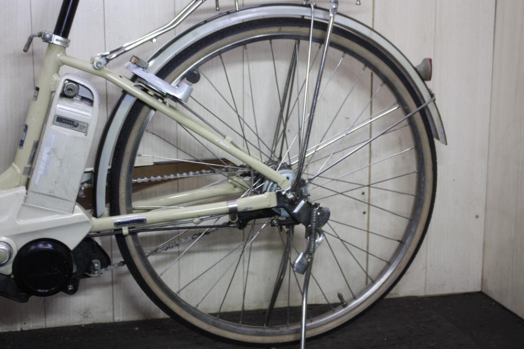 ブリヂストンアシスタA6L30 大容量8.1AH 26インチ 3段 LED