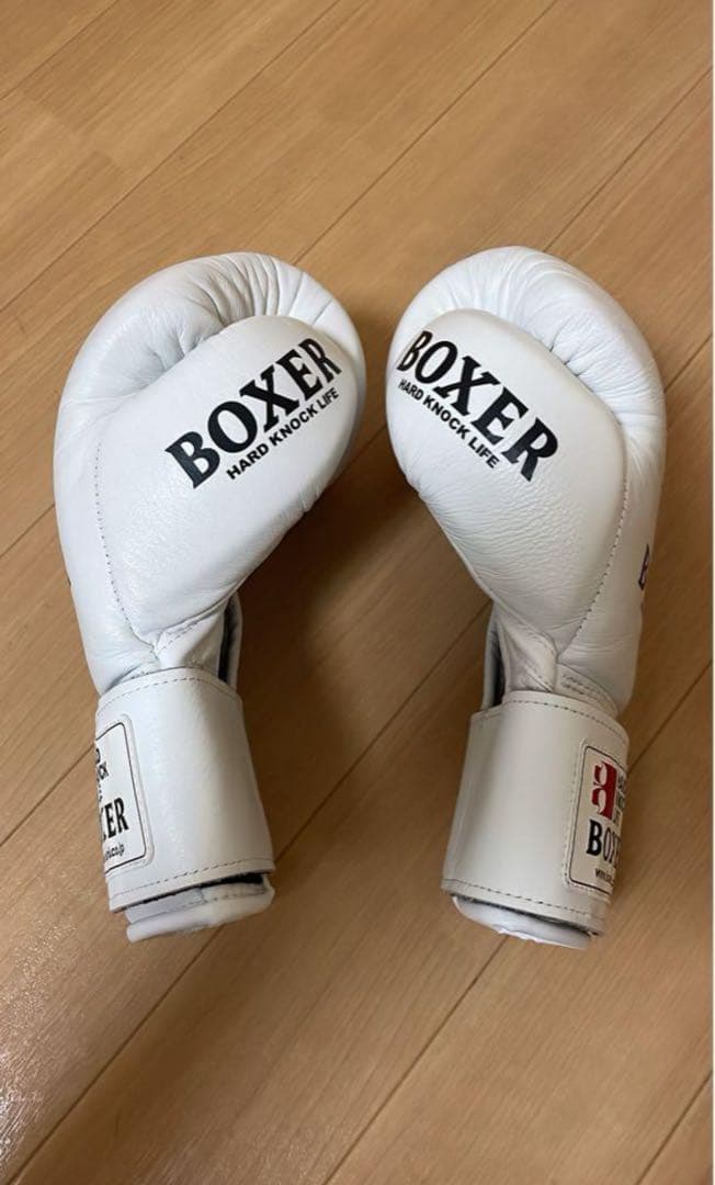 BOXER ボクシンググローブ 8 oz ホワイト