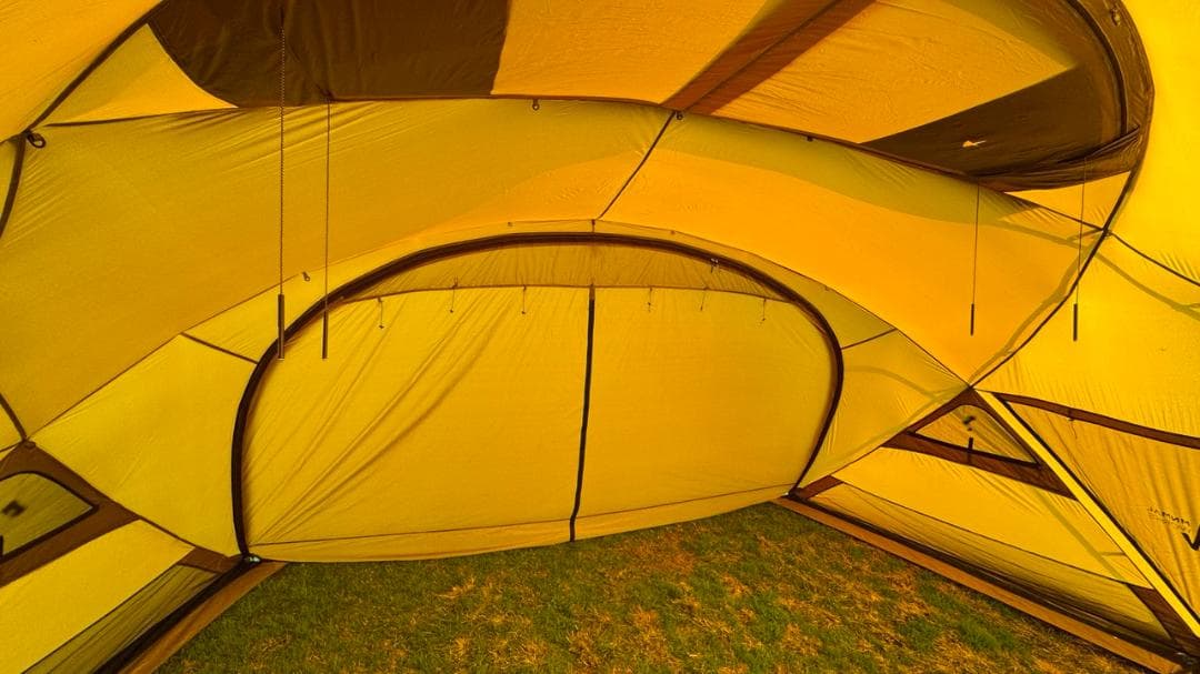 た*ん様 ミニマルワークス アゴラ シェルター MINIMAL WORKS AG