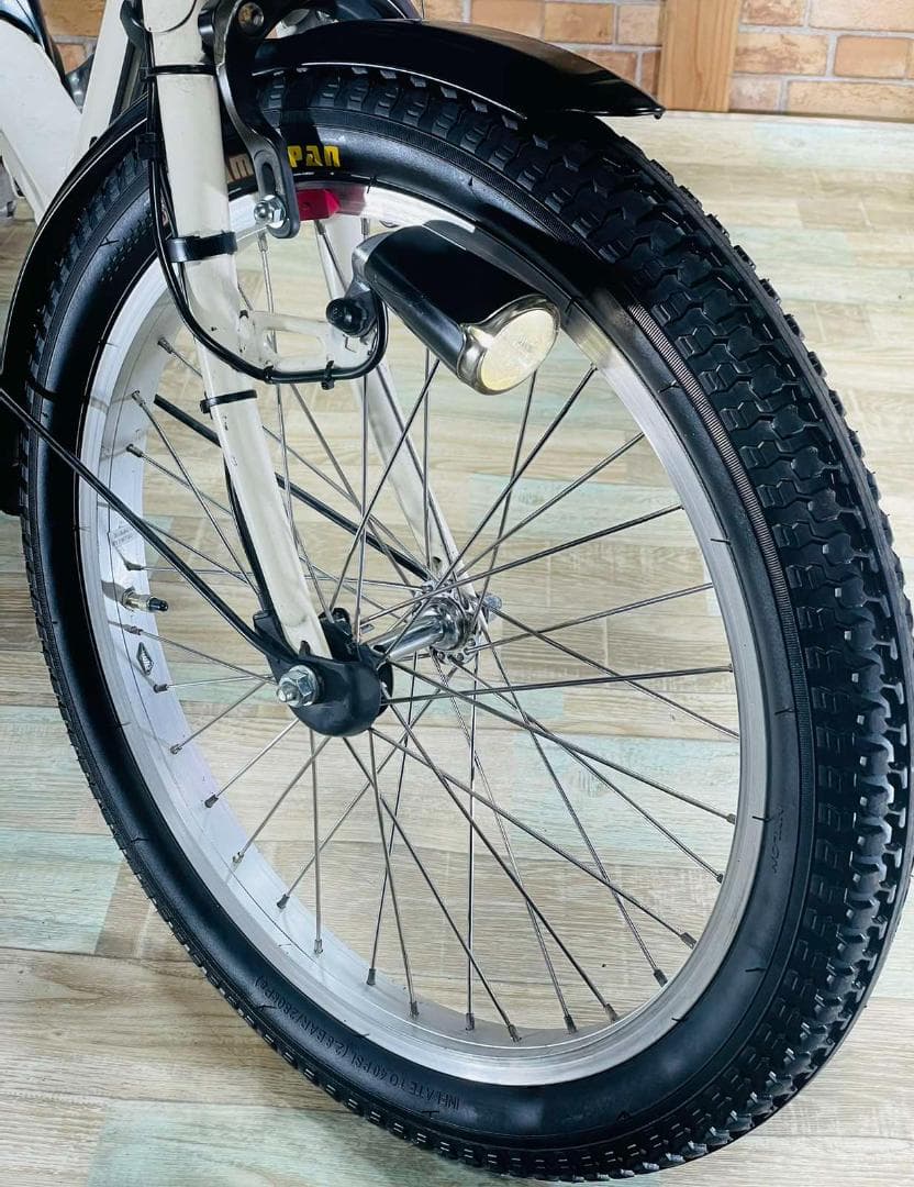 愛知静岡配送可 No1モデル ホワイト ギュット電動アシスト自転車 H1284