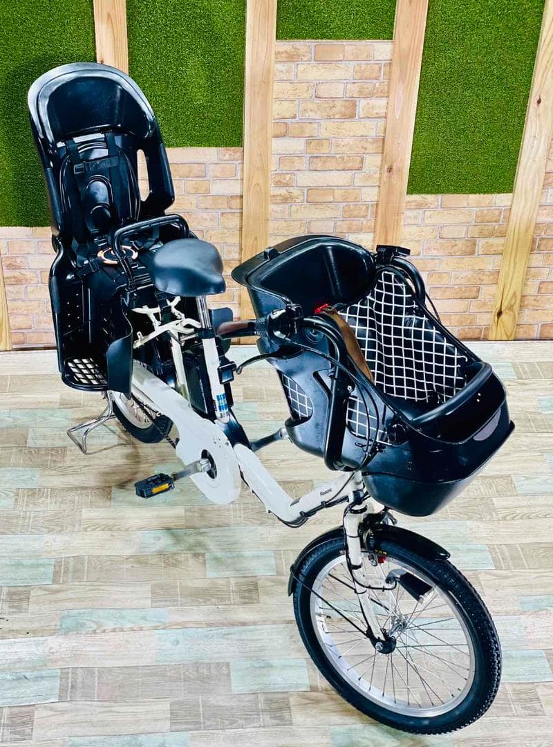 愛知静岡配送可 No1モデル ホワイト ギュット電動アシスト自転車 H1284