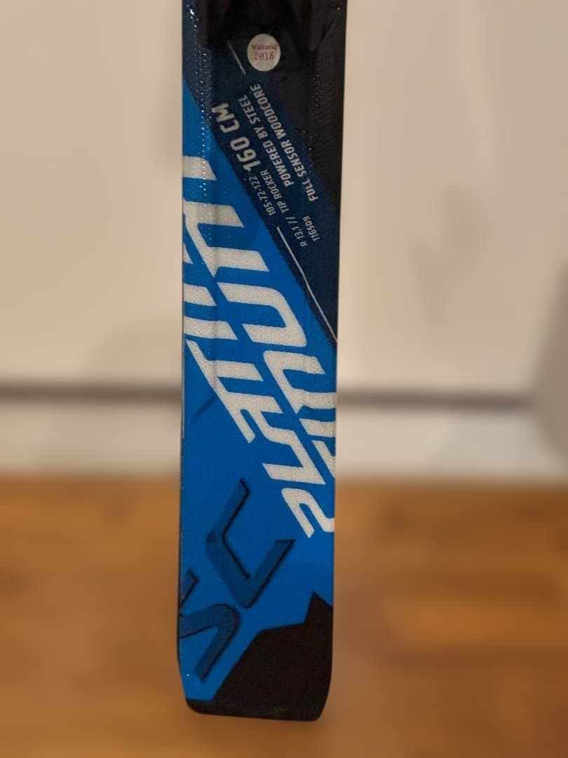 Volkl PLATINUM SC 160cm スキー板 バインディング付き