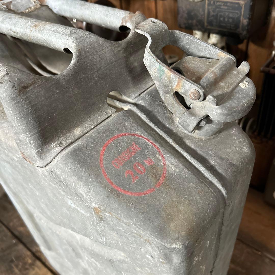 フランス　ビンテージ　ジェリ缶