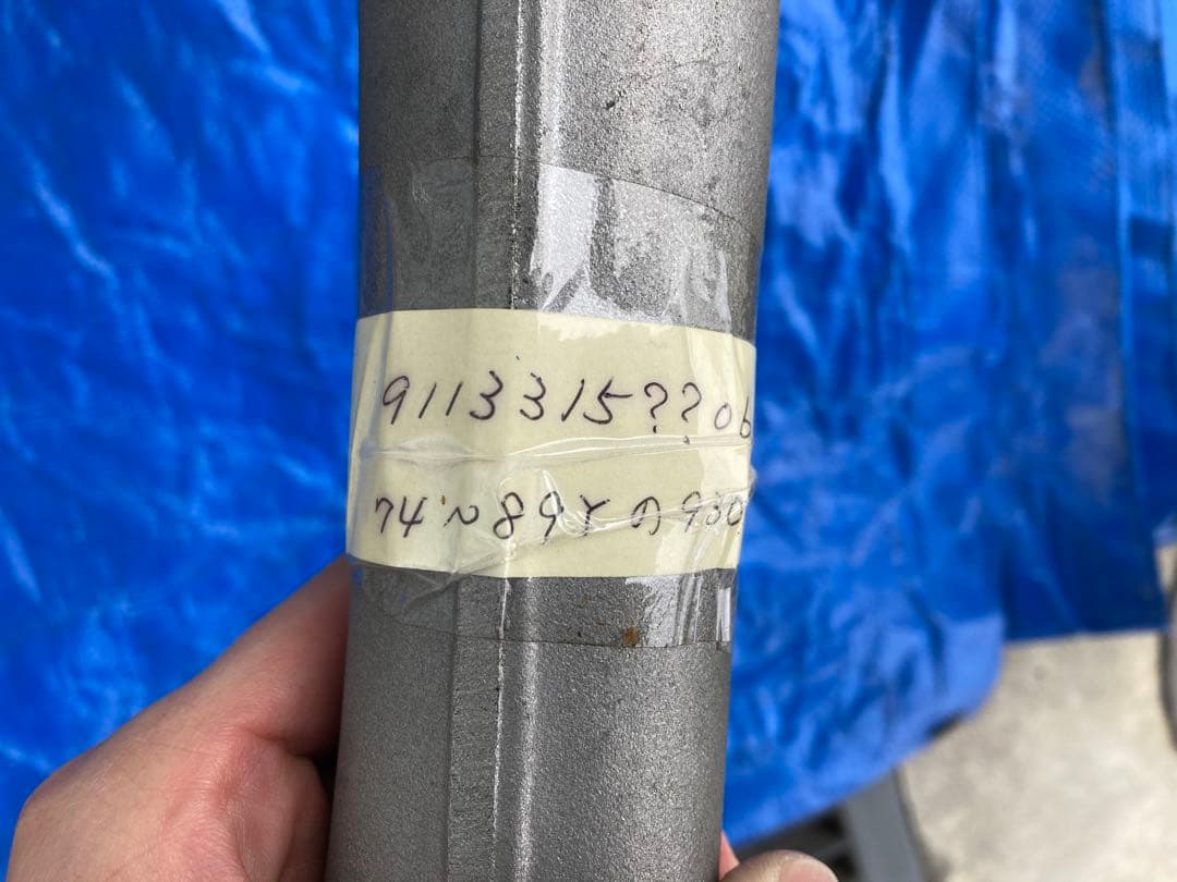 PORSCHE 930 右リアトレーリングアーム新品