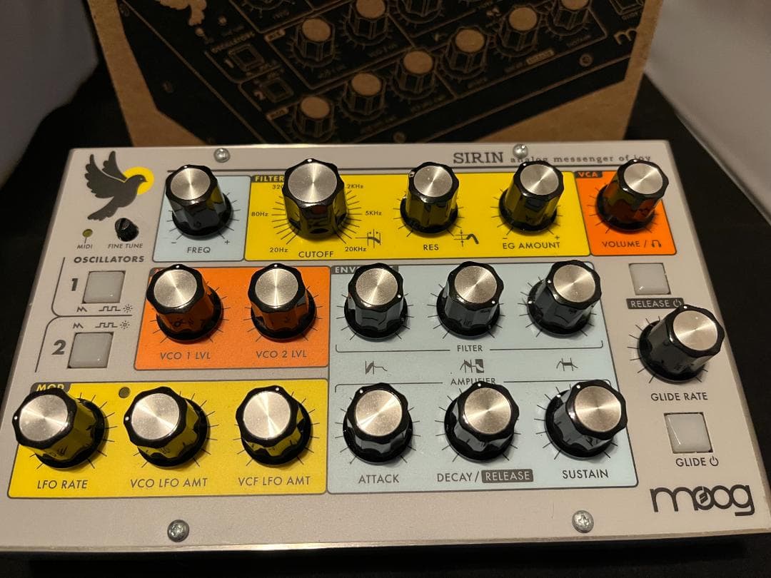 み*た様 moog sirin