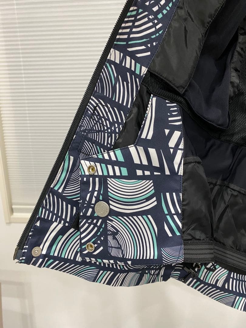 SCAPE レディース　スノボウェア　Mサイズ