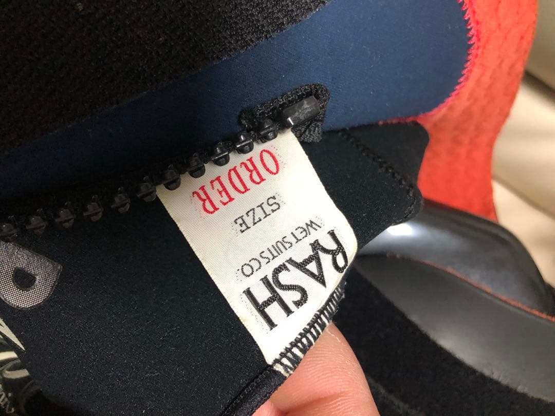 未使用に近い RASH ラッシュ ドライウェットスーツ フルスーツ 冬仕様