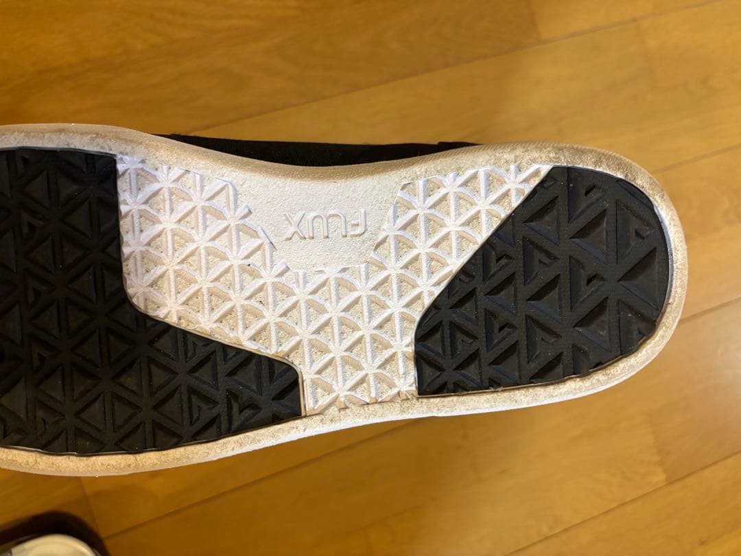 激安‼️美品‼️ FLUX フラックス　スノーボード　ブーツ FL-BOA バートン