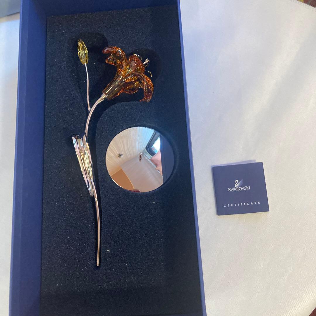 Swarovski クリスタルフラワー
