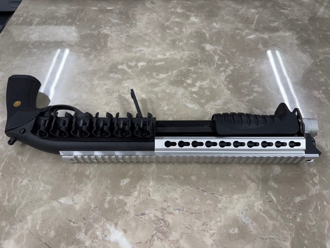 ⑥東京マルイ M870 BREACHER ショットガン ブリーチャー