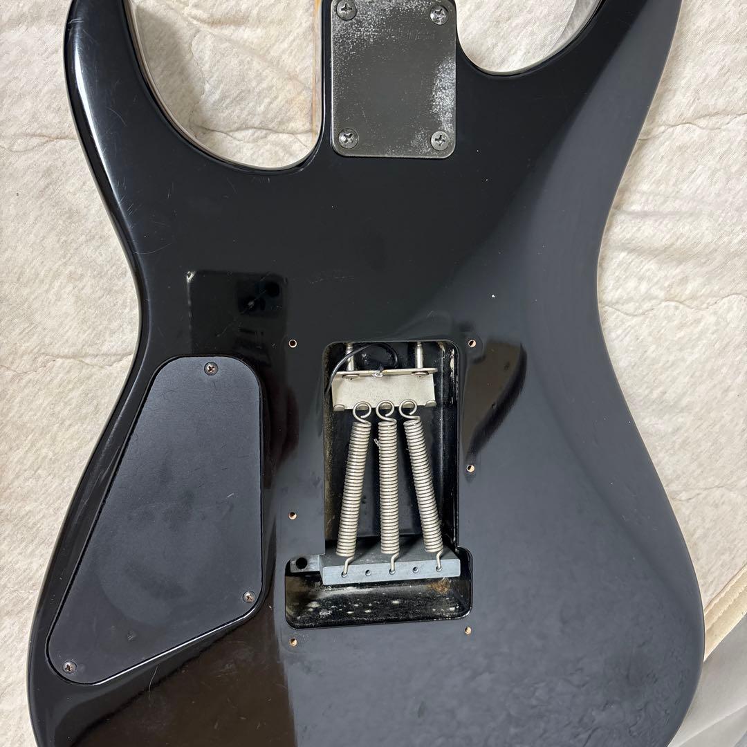 FERNANDES ストラトタイプ 24フレット