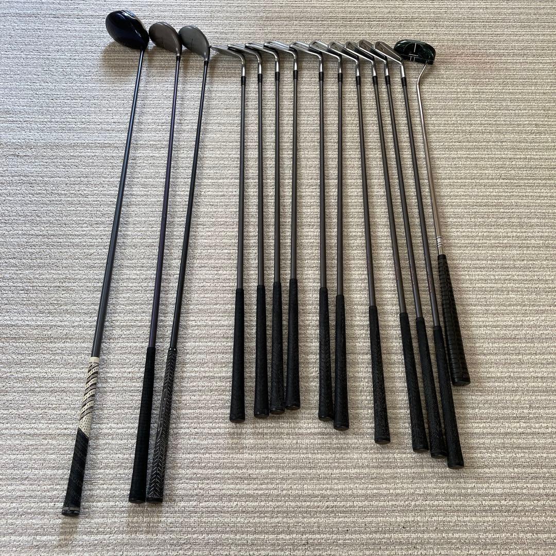 HONMA ゴルフバッグとクラブセット