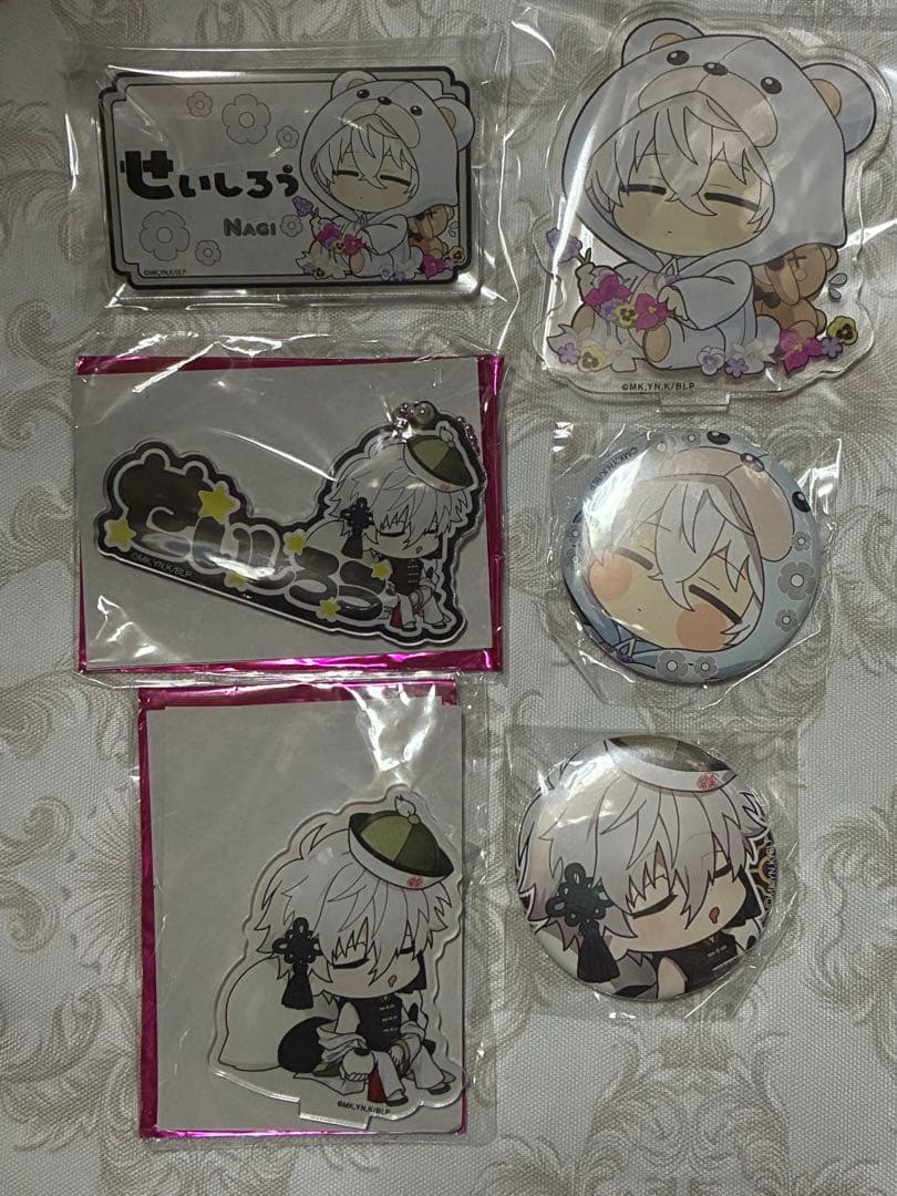 ブルーロック ファボテリア 推しとアメ アクスタ 缶バッジ ネーム 凪 誠士郎