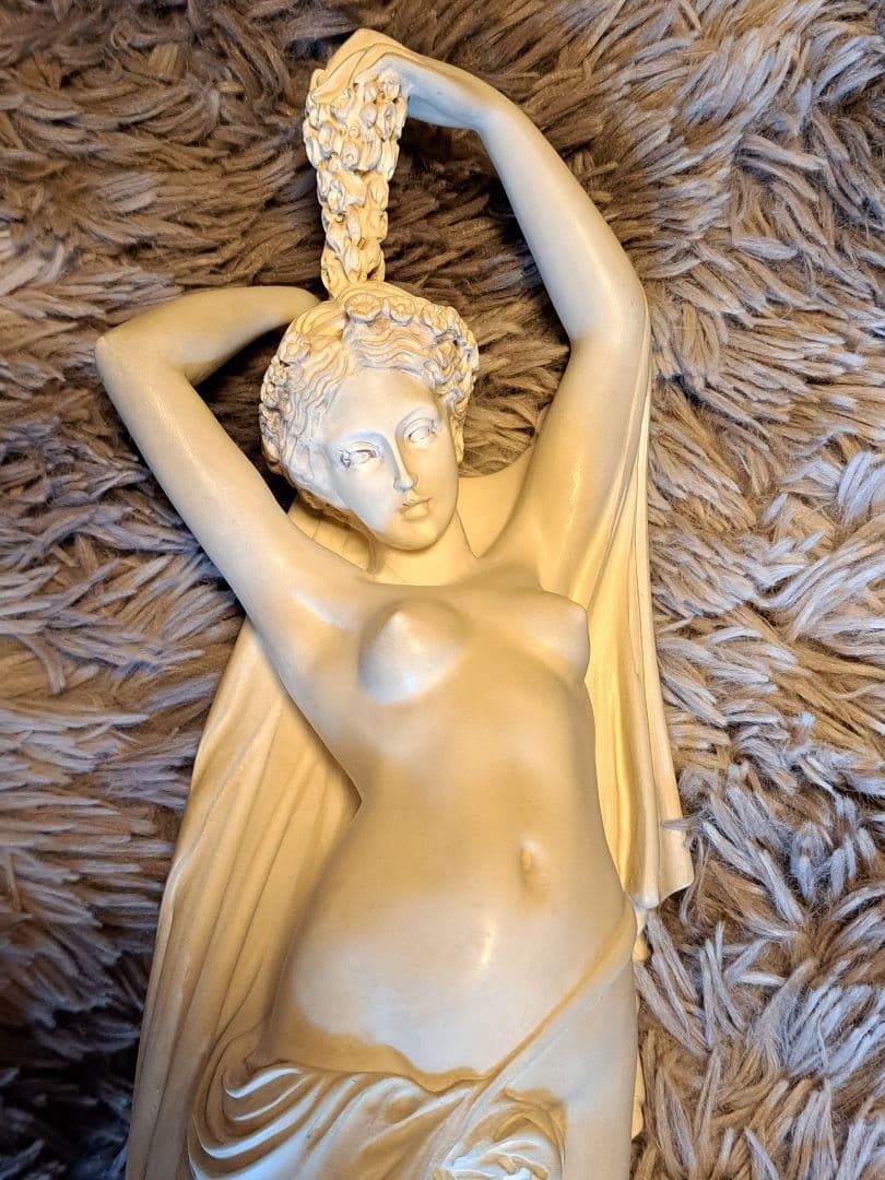 イタリア製 ヴィーナス像 女性像５０㎝