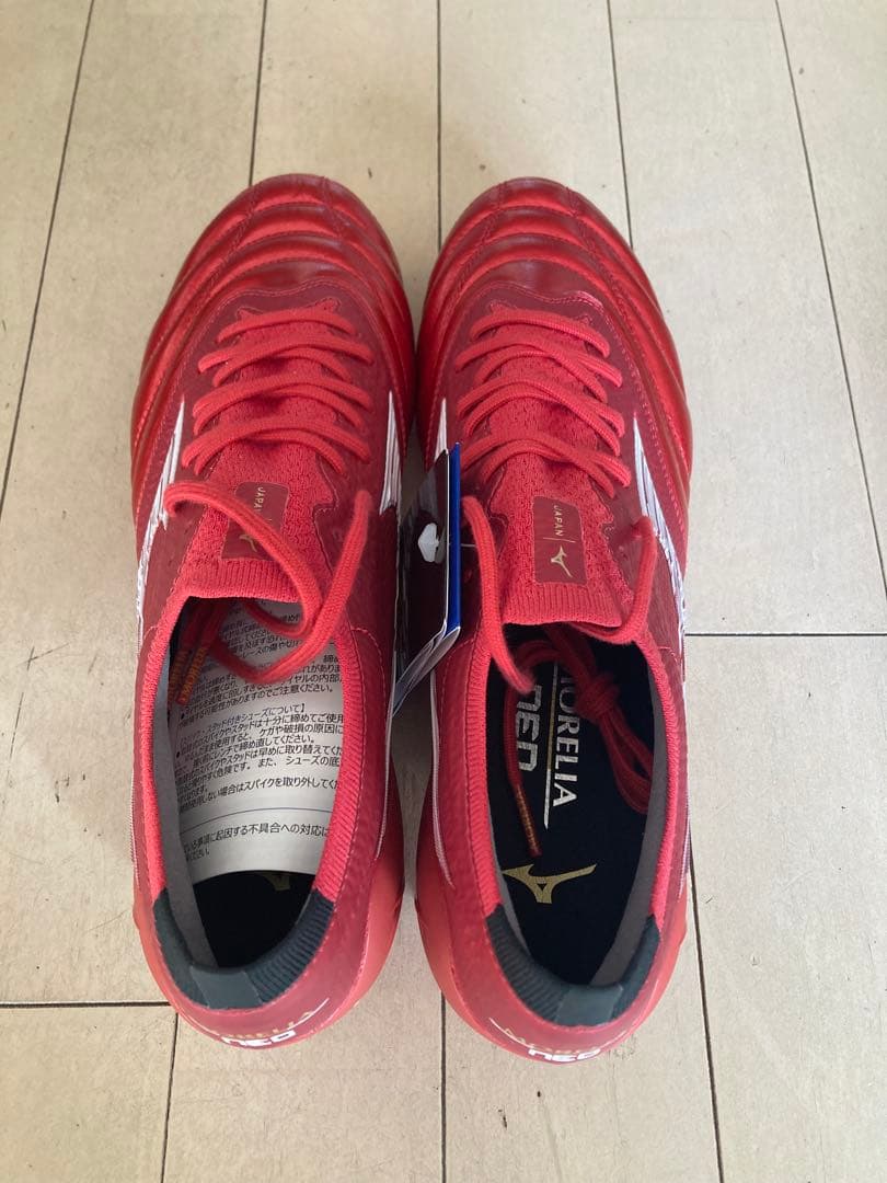 モレリアネオ4βジャパン　赤　26.5㎝ 新品。