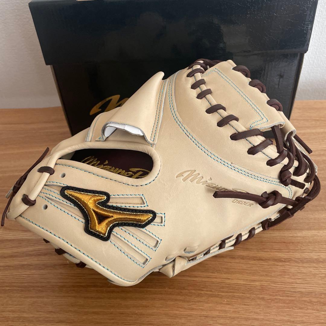 マ*P様 ミズノプロ　硬式　オーダー　キャッチャーミット　定価71,500円　グ