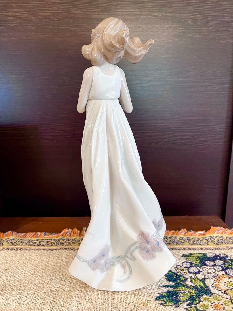 ⭐️美品お買得❣️⭐️リヤドロLLADRO 「 私の宝もの」陶器置物(大型) 人形