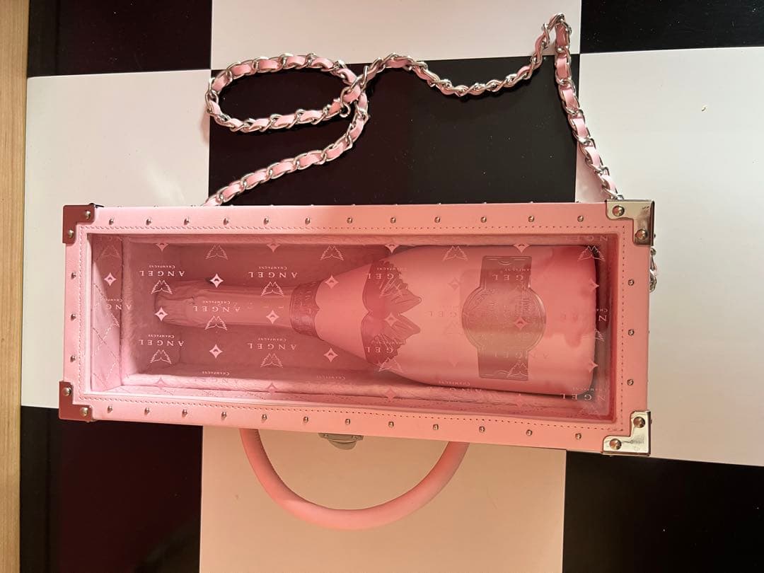 エンジェルシャンパン　ドゥミセックロゼ　レザー