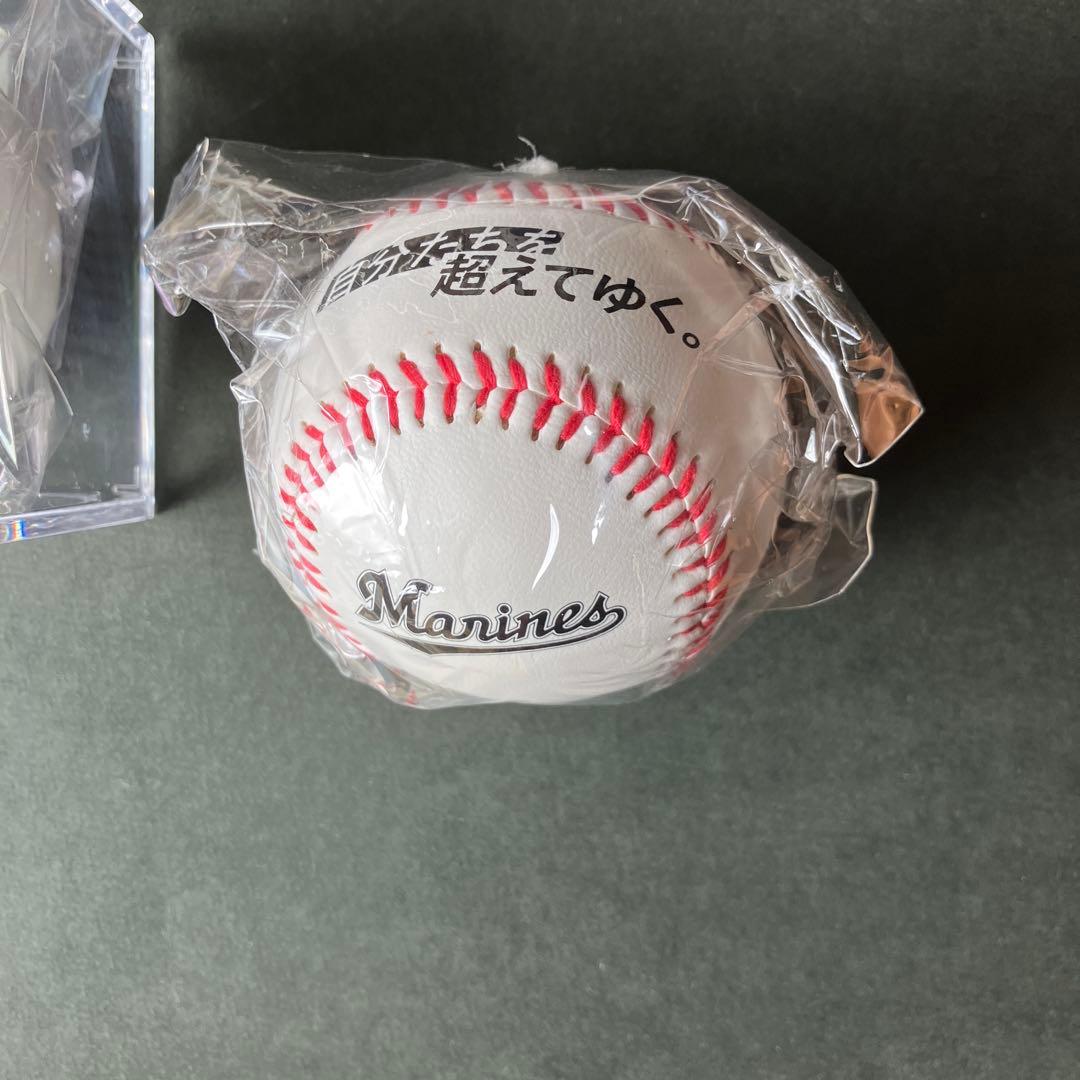 ロッテマリーンズ　福袋より（バスケット、タンブラー、サコッシュ、サインボール）他