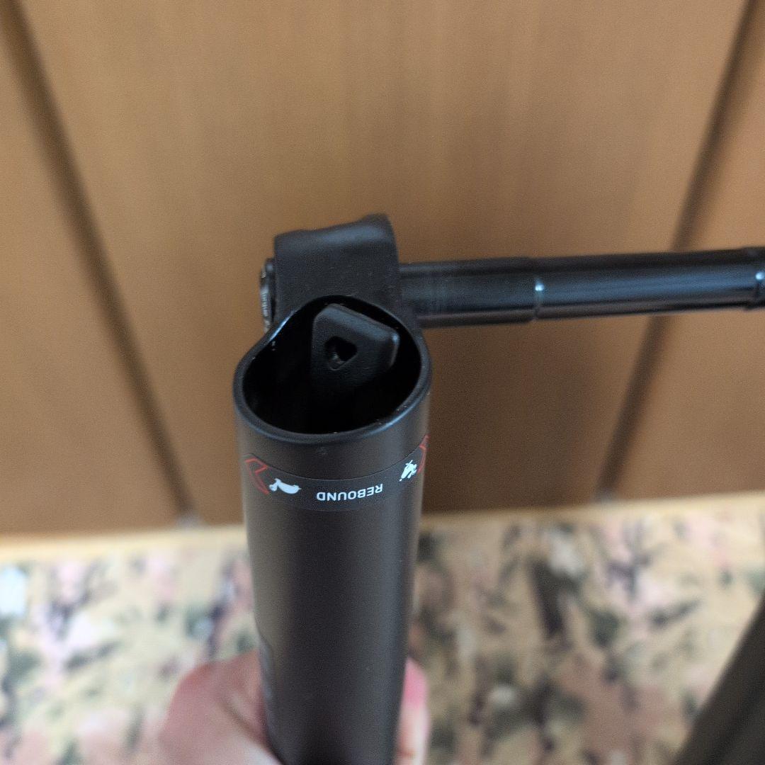 ROCKSHOX judy 130ミリトラベル サスペンションフォーク