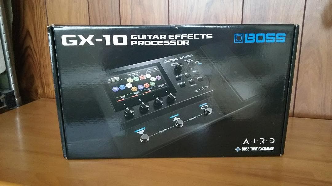 ほぼ新品 BOSS GX-10 Guitar Effects Processor