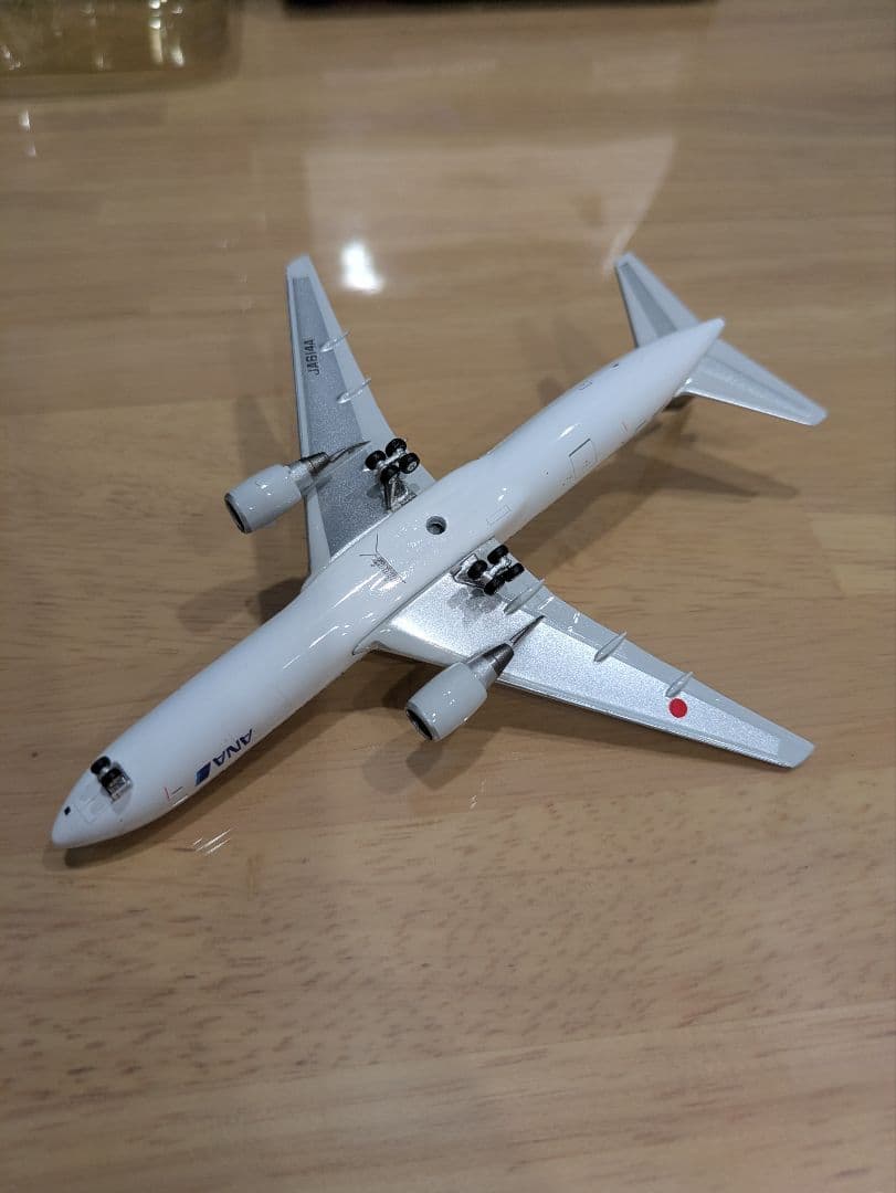航空機・ヘリコプター ANA Boeing 767-300ER STAR ALLIANCE 1:400