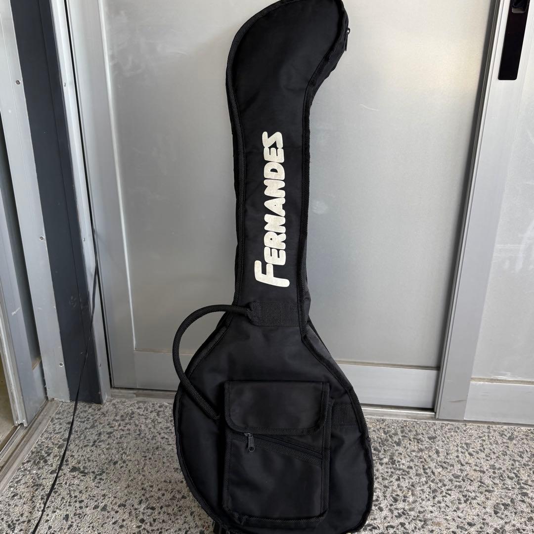 FDRNANDES Z0-3 アンプ内蔵 スピーカー内蔵 エレキギター ブラック