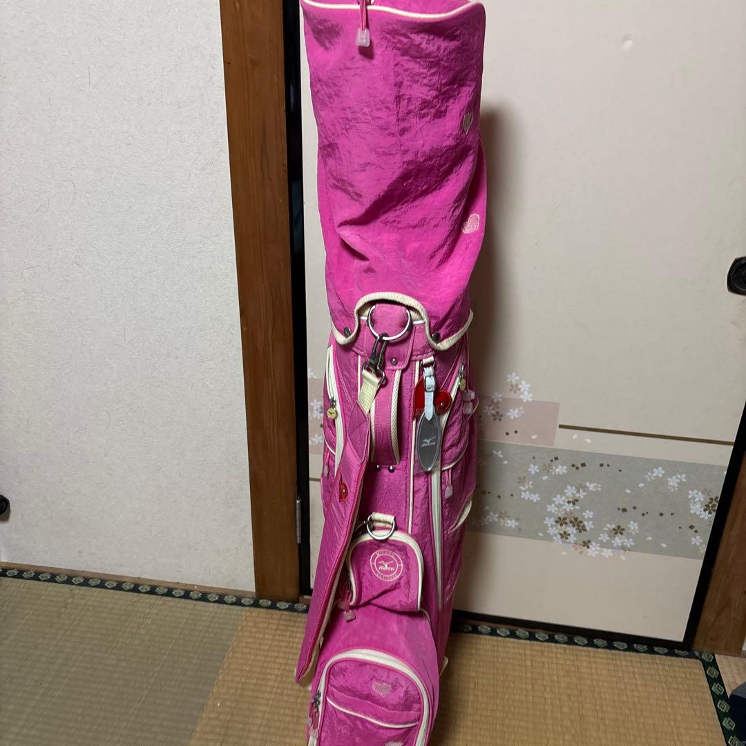ピンク ゴルフバッグ ハート刺繍付き