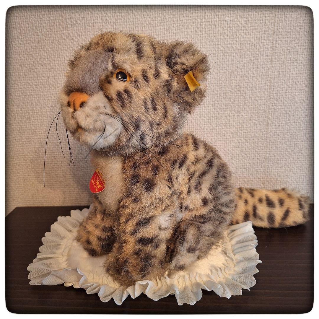 【ユキヒョウ Snobby Baby Schneel】ヴィンテージ シュタイフ