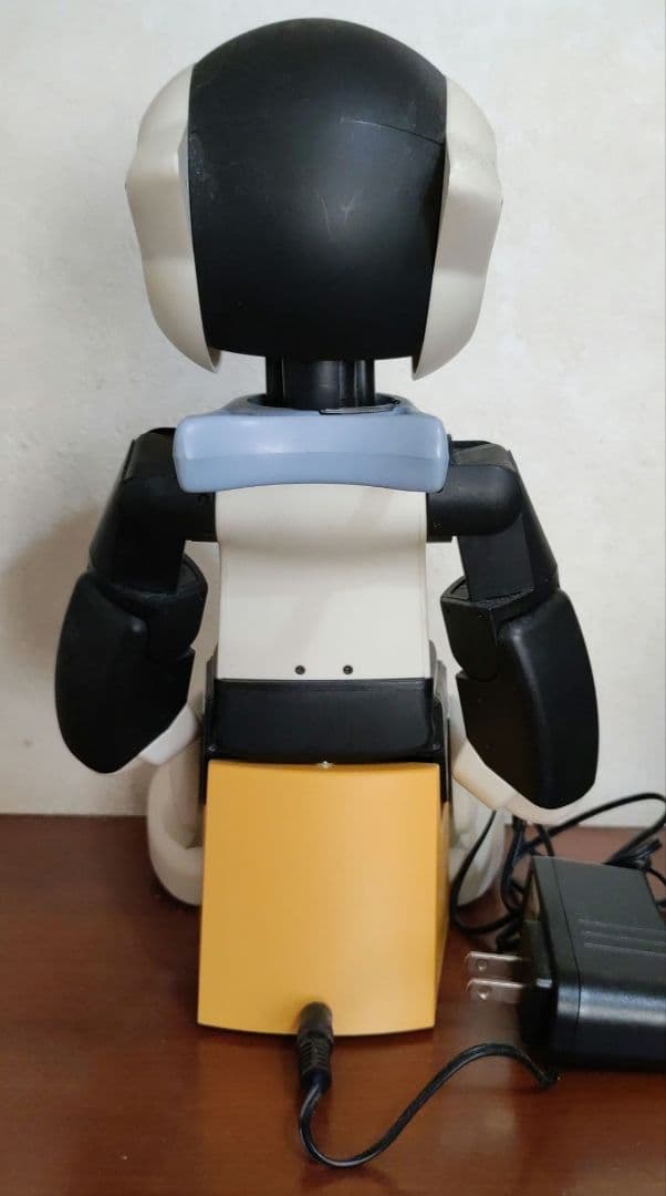 ロビ 完成品充電チェア付き　動作確認済み