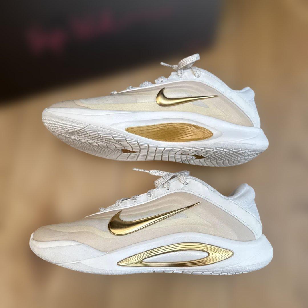 A'One EP エイジャ ウィルソン バスケットボールシューズ　ゴールド