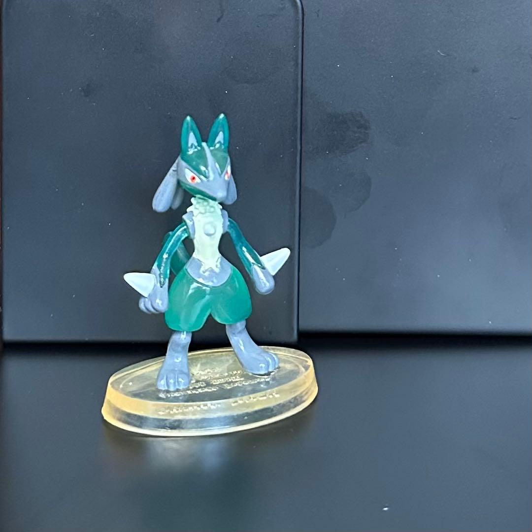 Pokémonモンコレ劇場版クリアver.『ルカリオ／ウソハチ』初期　TOMY製