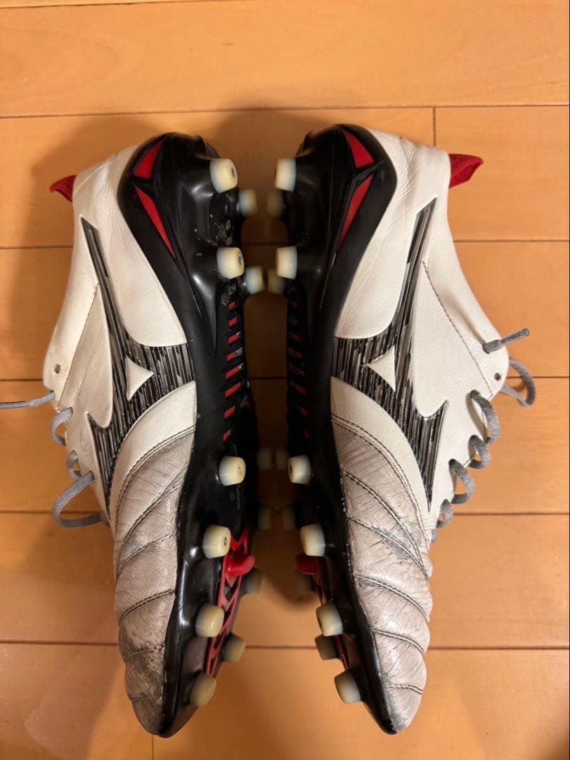 ミズノ　モレリアネオ4