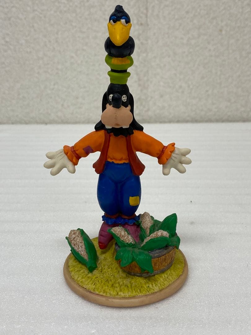 3-2783 レア グーフィー かかし フィギュア トゥーンタウン　Disney