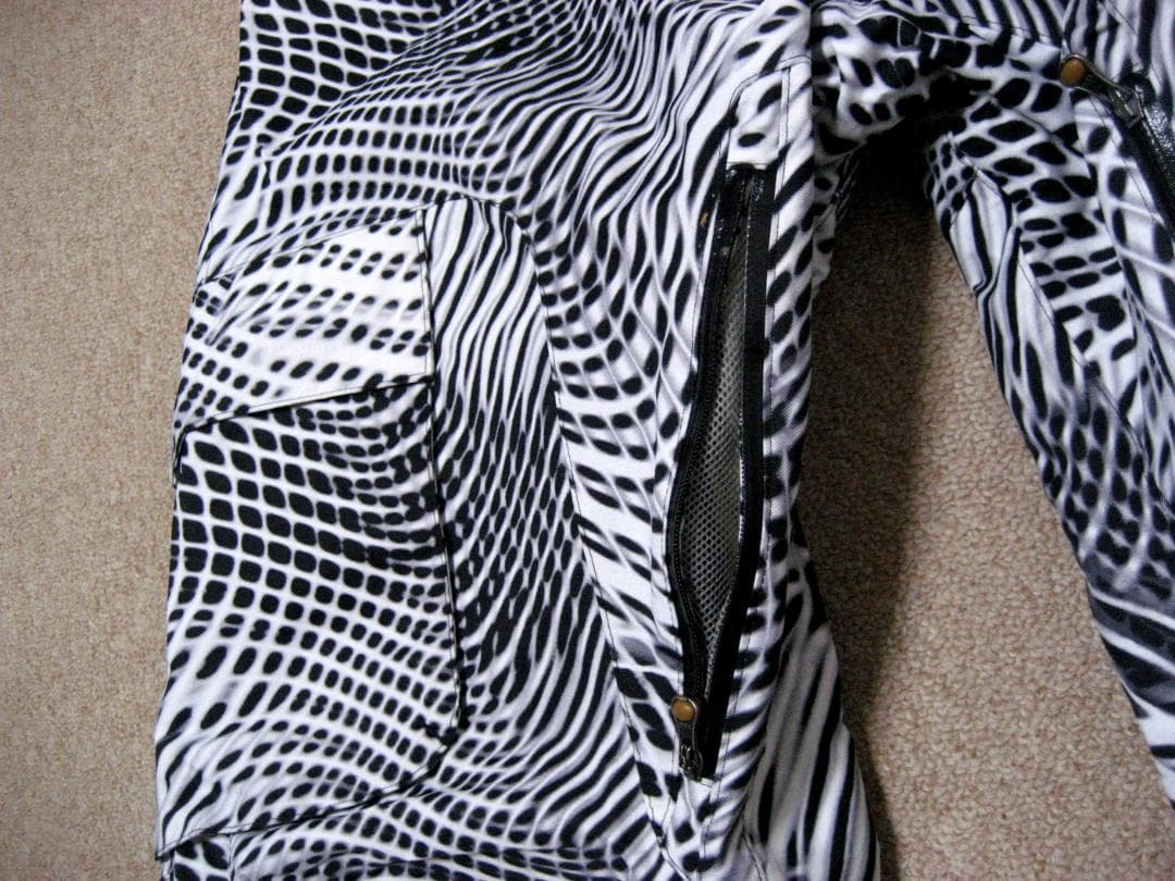 ゴールドウィン 高機能ウェア　上下Mサイズセット